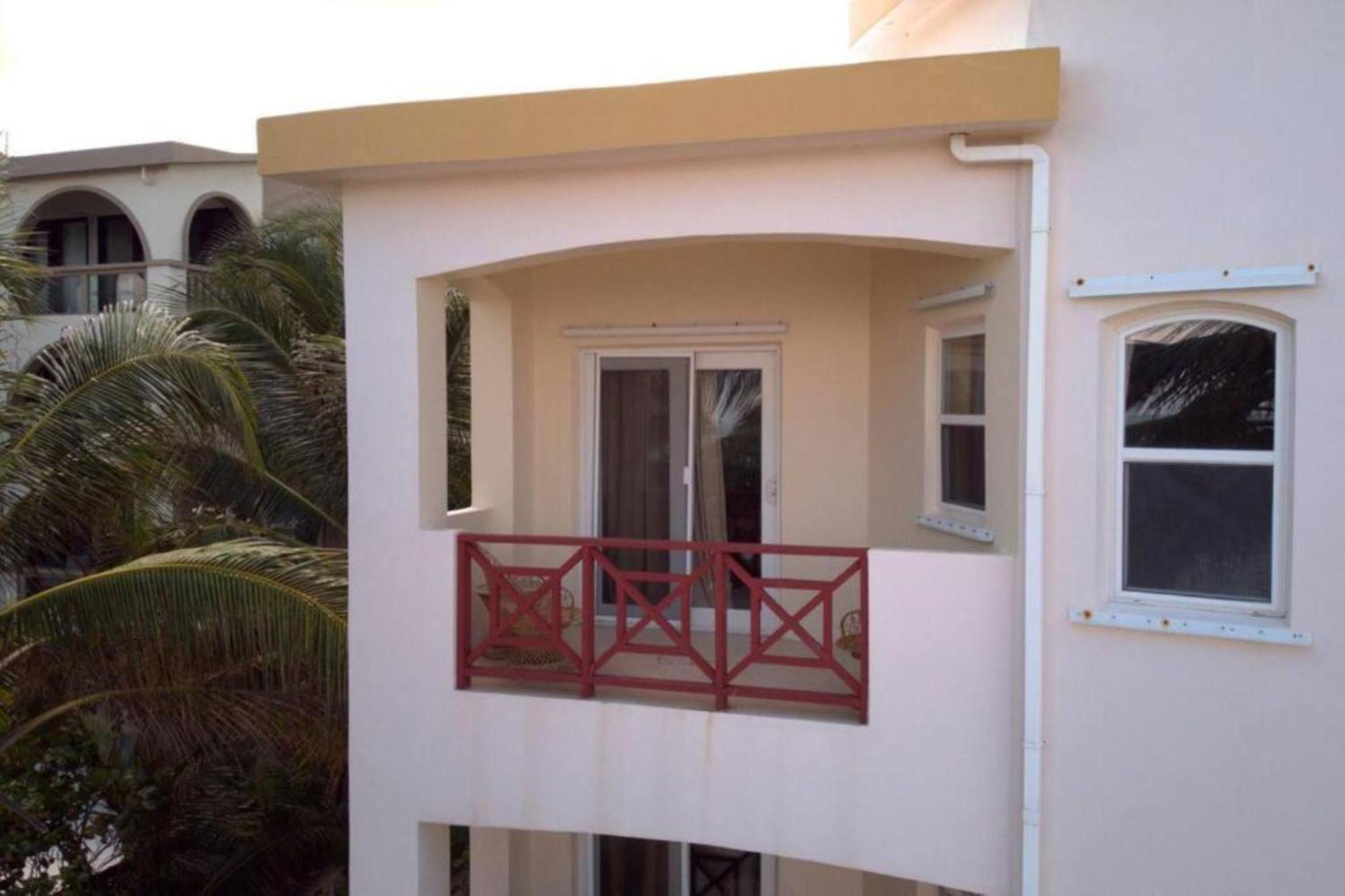 Miramar Villas Resort San Pedro  Exterior foto